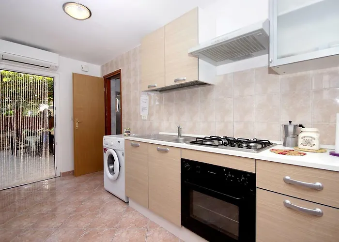 Vesna Apartment Premantura