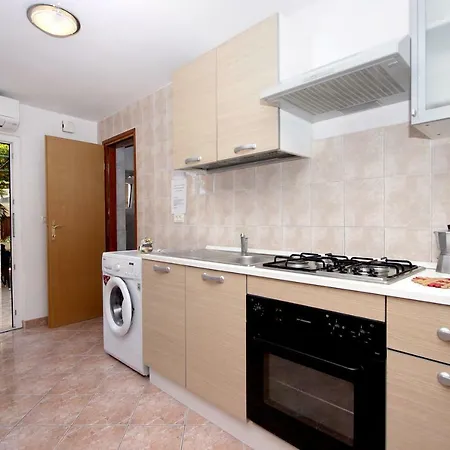 Vesna Apartmán Premantura